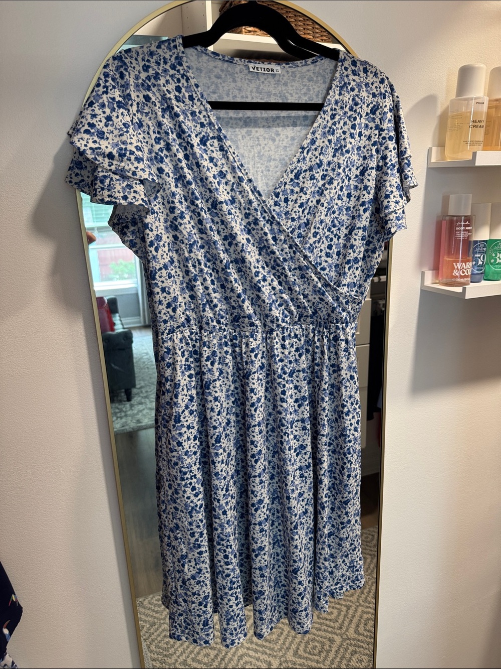 Women’s Blue Floral Wrap Dress with Pockets XL